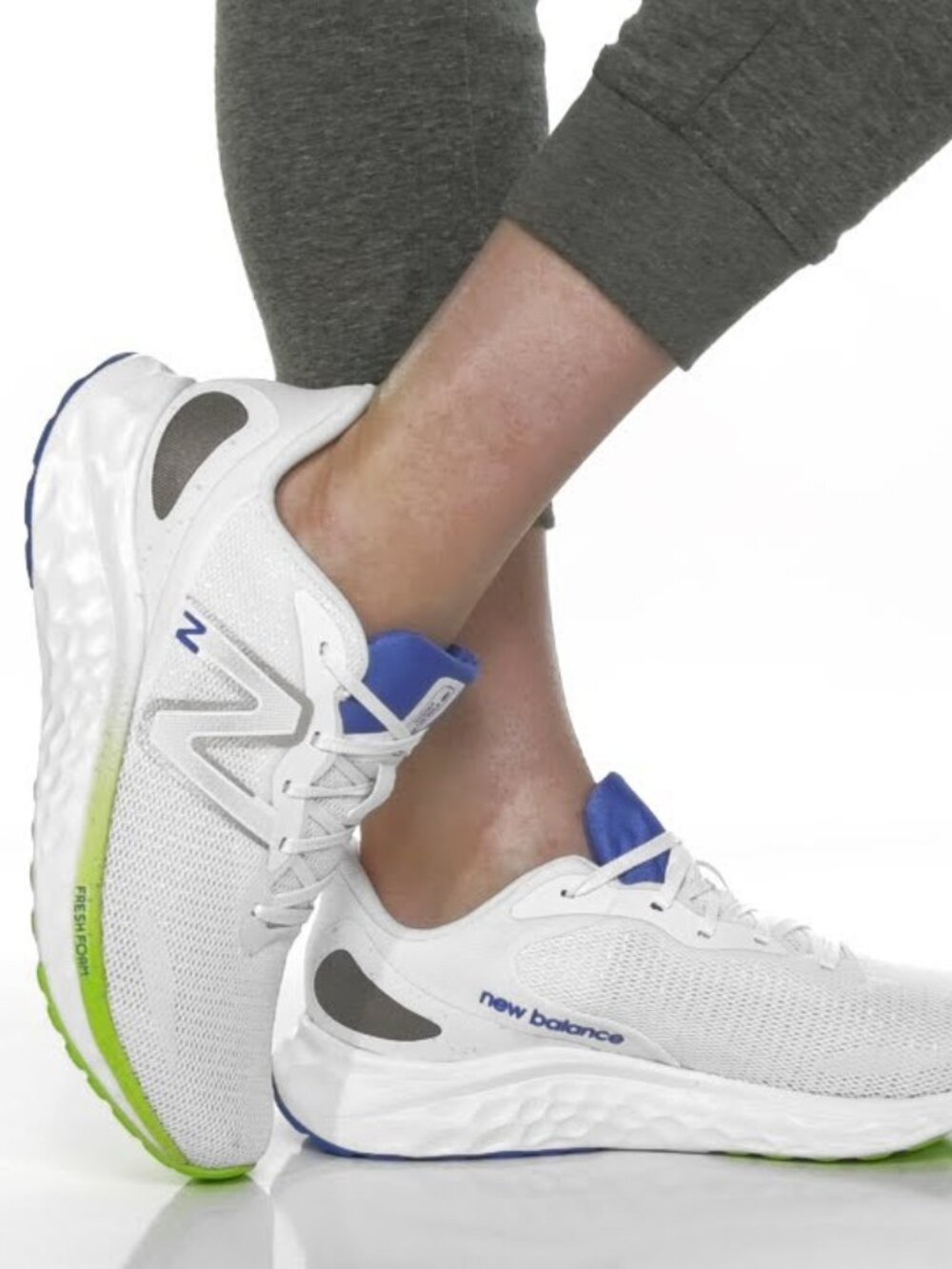 New Balance Fresh Foam Arishi v4 White Pixel Green Women’s Running Shoes Size 10